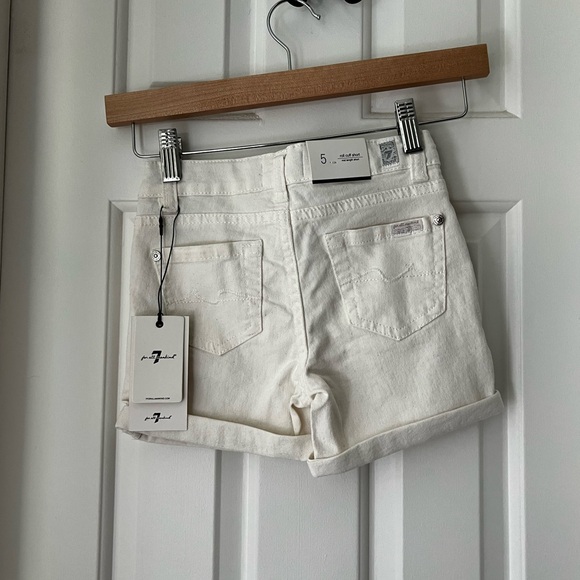 Girls white denim shorts - size 5 - NWT - Picture 4 of 4